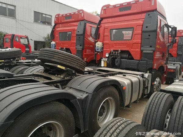 直降0.3万元 衡阳解放J6P牵引车促销中