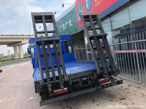 ����12.4��&nbsp;����7ϵƽ�����䳵������