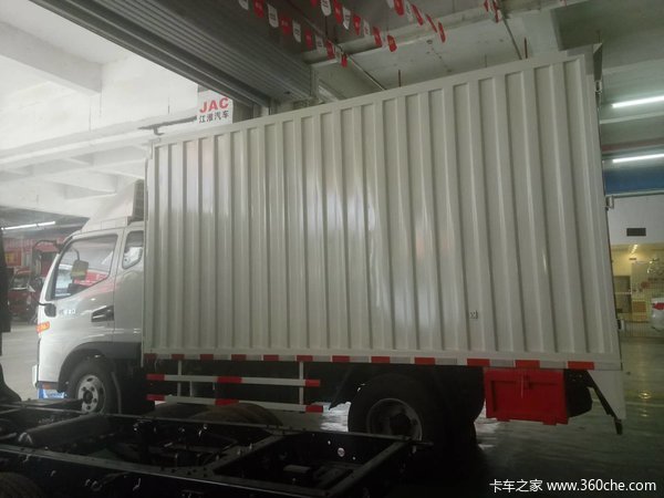 江淮骏铃V3春季钜惠直降0.3万