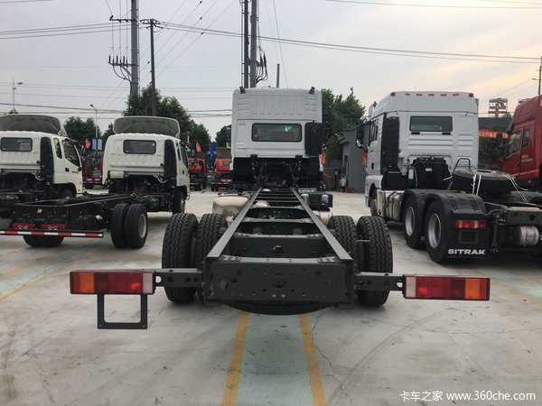 最后一台特价车 上海斯太尔仅售23.6万