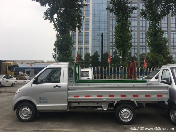 新车促销 成都瑞逸C系载货车现售3.38万