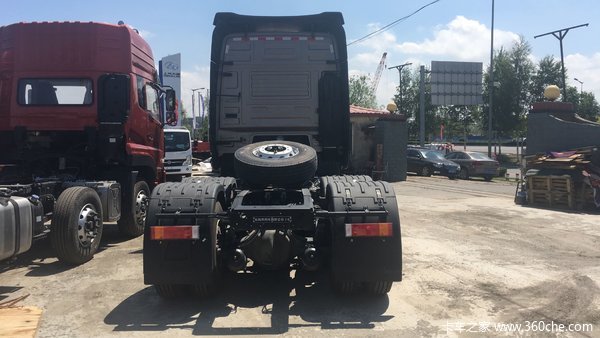 仅售38.2万哈尔滨东风天龙牵引车促销
