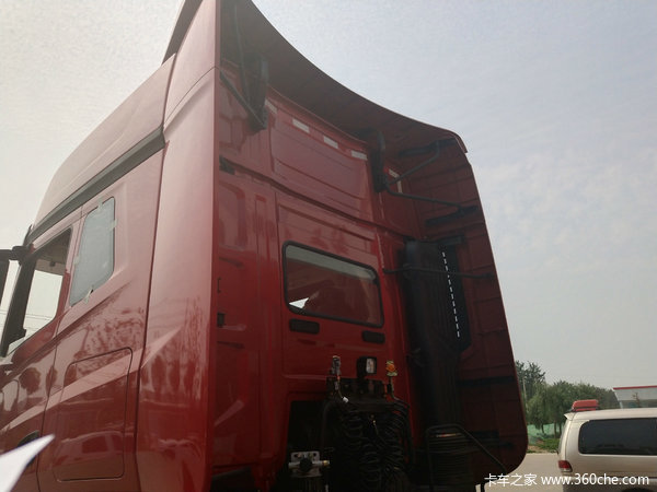 一汽解放 J7 550 新车到店