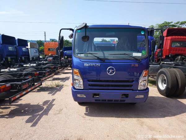 直降0.3万元 佛山大运轻卡170马力促销