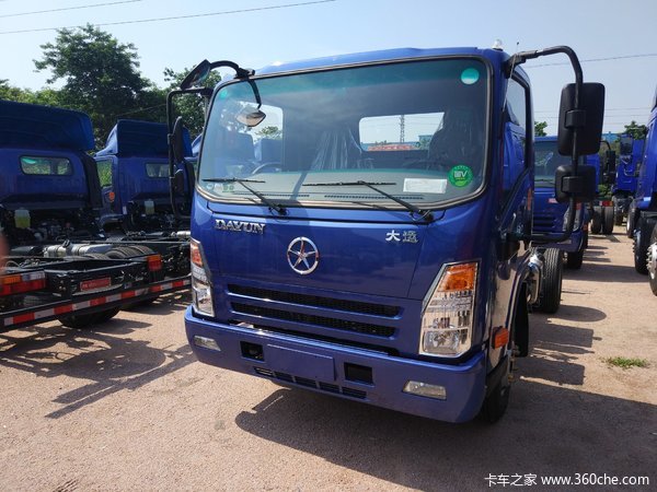 直降0.3万元 佛山大运轻卡170马力促销