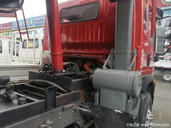 直降1.3万元 郴州王牌7系自卸车促销中