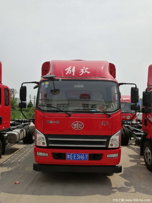 安阳登峰交付客户车辆一台