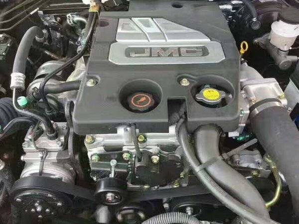 9t柴油 125马力 两驱 双排皮卡  详情表 车型名称 江铃 宝典 2017款