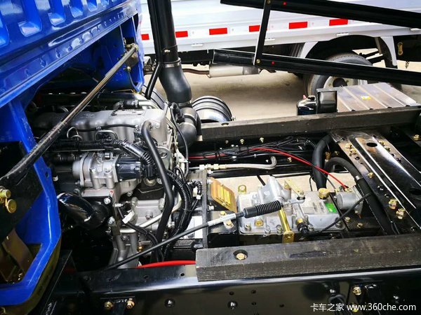 国五+DPF的新自卸车到店