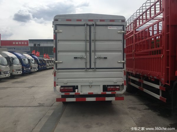 直降0.6万元 乌市骏铃V6载货车促销中