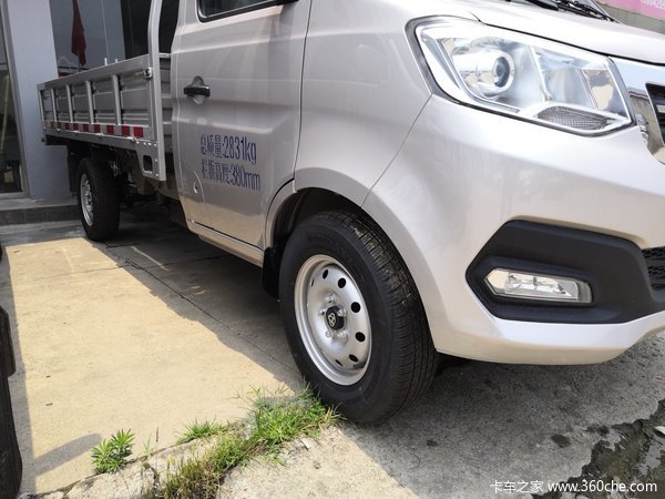 回馈用户 湖州新豹T3载货车钜惠0.3万元