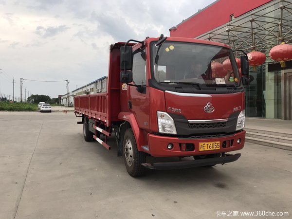 乘龙l3栏板车交付用户