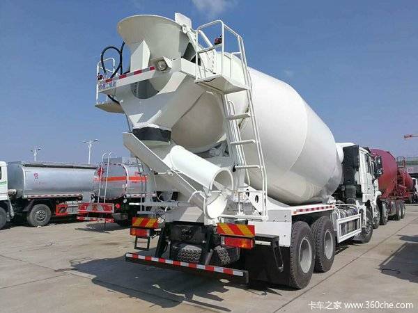 ����F3000 12�����賵�ֳ�����