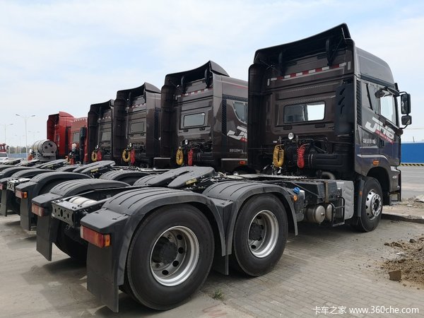 新车到店 包头JH6牵引车仅售33.8万元