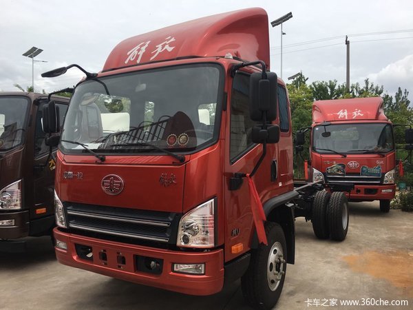 处理库存 玉溪盛尊虎V载货车直降1.1万