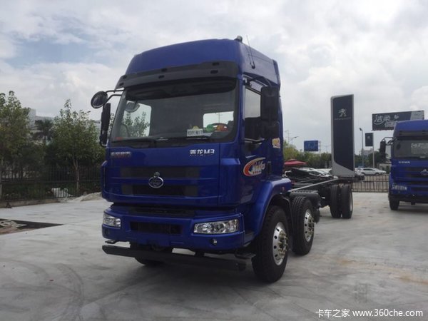 佛山顺肇乘龙M3 9米6载货车现售20.7万