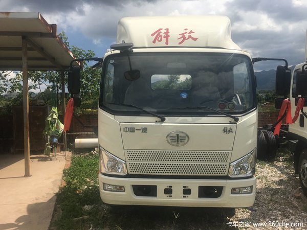 处理库存 红河福瑞J6F底盘车直降0.6万