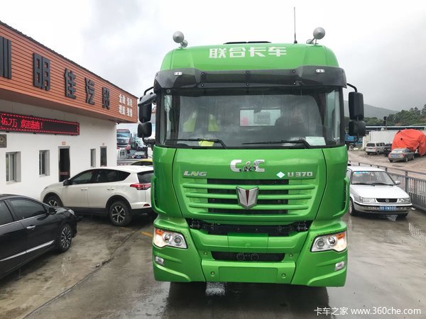 国三置换 深圳联合LNG牵引车现售33.3万