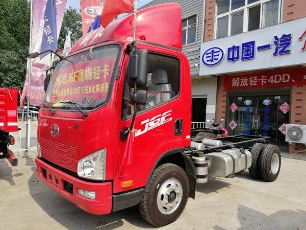 暑期钜惠 信阳解放J6F载货车钜惠0.4万