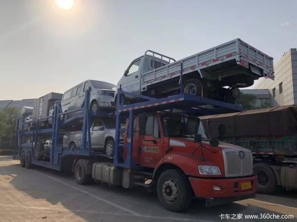 长头轿运车满载百公里油耗不到27升