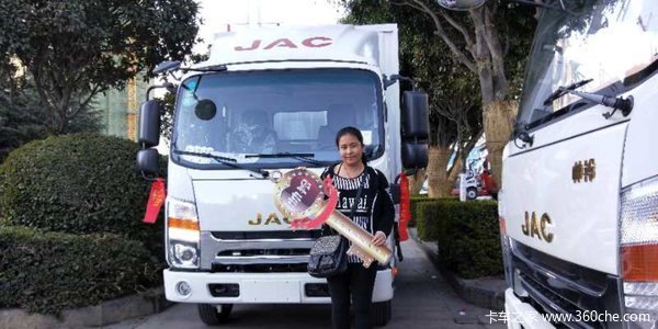 恭喜王老板喜提爱车 帅铃帅出新思维