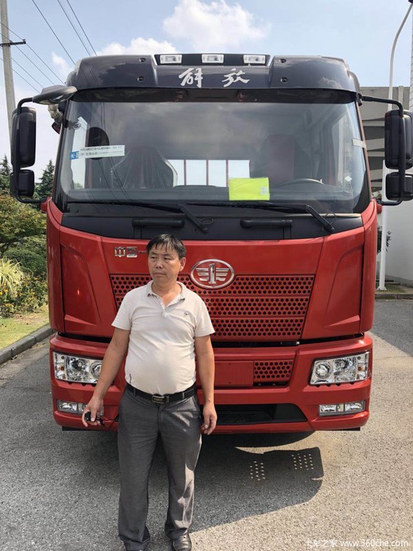 恭喜赵老板再本店喜提新车