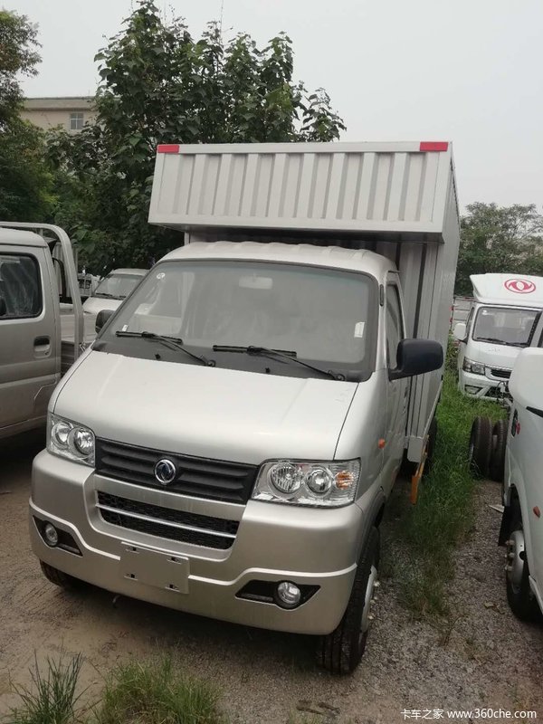 东风 汽油 3.3米单排厢式微卡