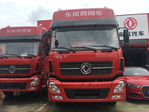 直降1.3万元 成都东风天龙牵引车促销中