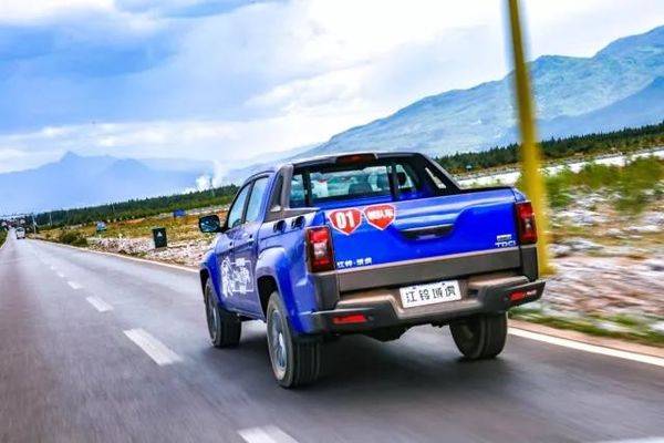 ������ȫ����SUV���߶�Ƥ��