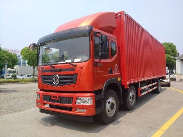 东风9.6米飞翼厢车直降6仟促销