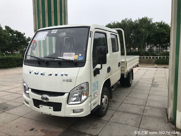 跃进小福星305米双排栏板微卡到店