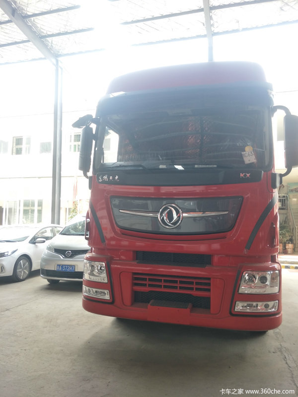 天龙牵引车旗520.560现车促销中