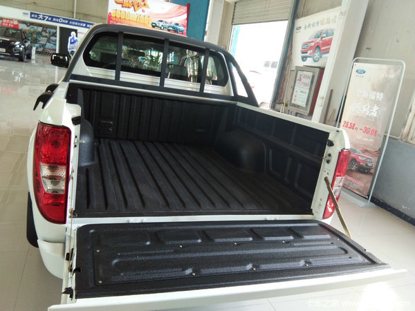 江铃域虎 SUV级别的皮卡车型