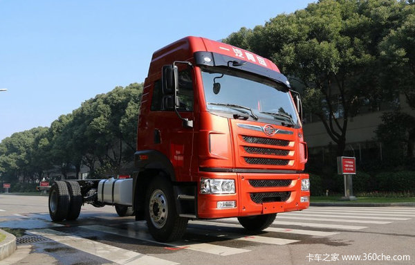 龙v优惠3万起二手车置换有补贴