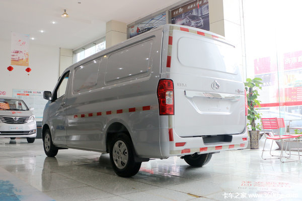 新车促销 茂名睿行M80封闭货车售6.35万