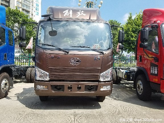 仅售11.2万元 桂林J6F长换油轻卡促销中