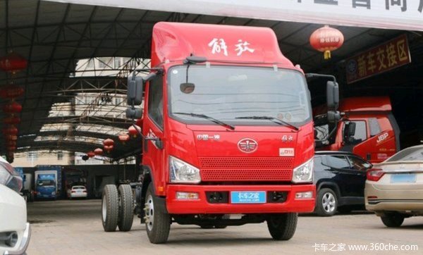 南充传化汽贸城J6F载货车成功交付客户