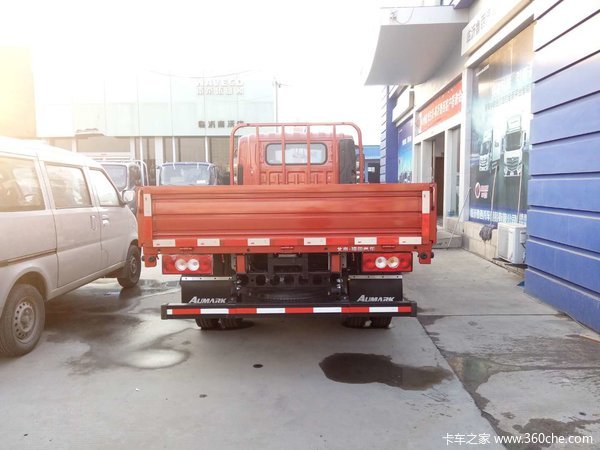 10万8起临沂欧马可s3排半平板热销