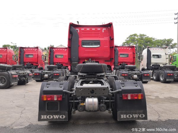 回馈用户金华HOWO T7H牵引车钜惠3.0万