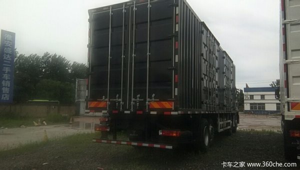 欧曼载货车8*2单车促销