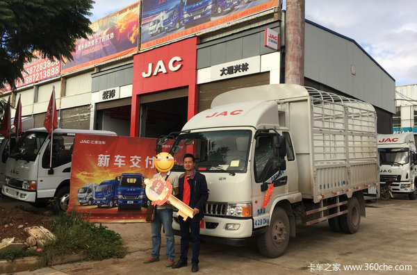 骏铃E6交车，实在、经典永不过时