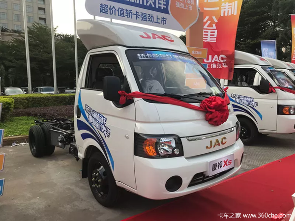 江淮轿卡x5汽油版究竟哪不一样