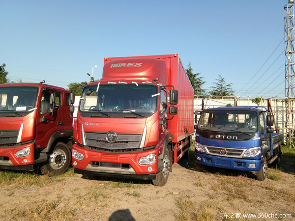 福田瑞沃康机185马力6.8米厢车