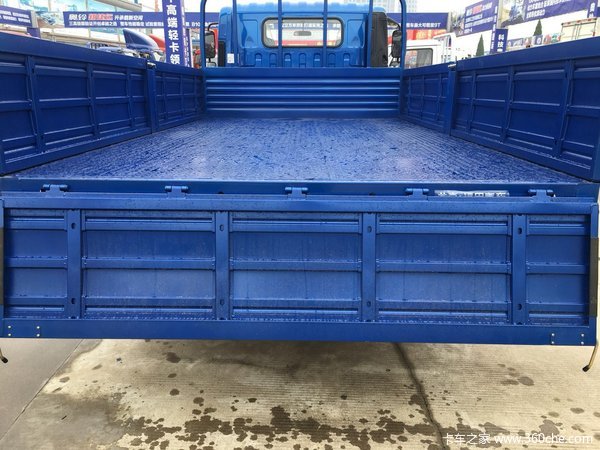 远通国庆车展奥铃新捷运隆重上市