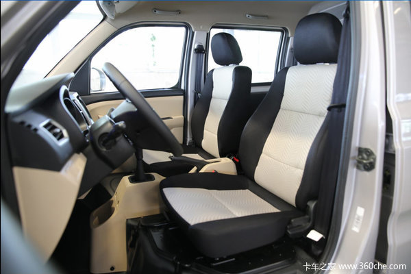 新豹T3舒适型1.5L2.55米双排