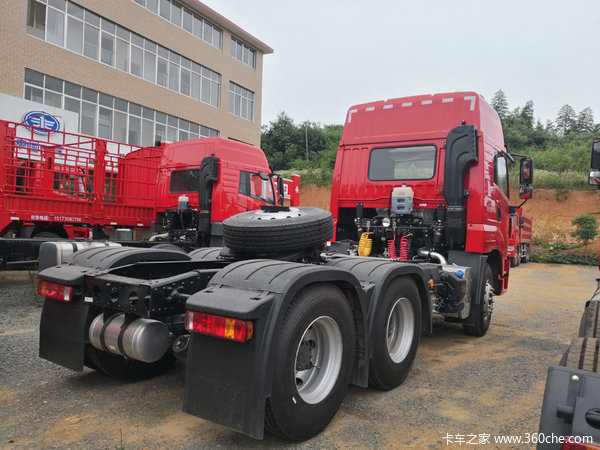 售賣車型 車型 本店報價(萬) 操作 青島解放 天v重卡 430馬力 6x4牽引