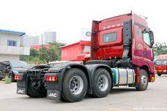 格尔发K7W牵引车 35.98万元