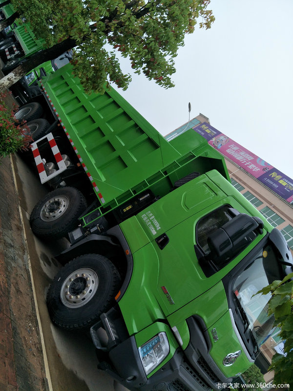 乘龙h7前四后八潍柴400马力到4台