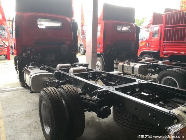 绵阳市茜南汽车城J6F载货车交车仪式