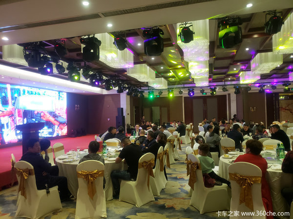 无锡汇鹏举行解放J6F产品推介会